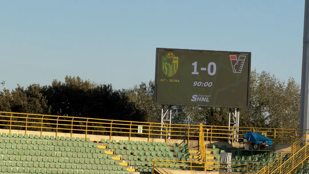 Istra 1961 - Venezia, Gradski stadion Drosina
